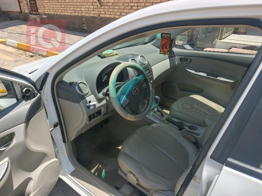 BYD G3